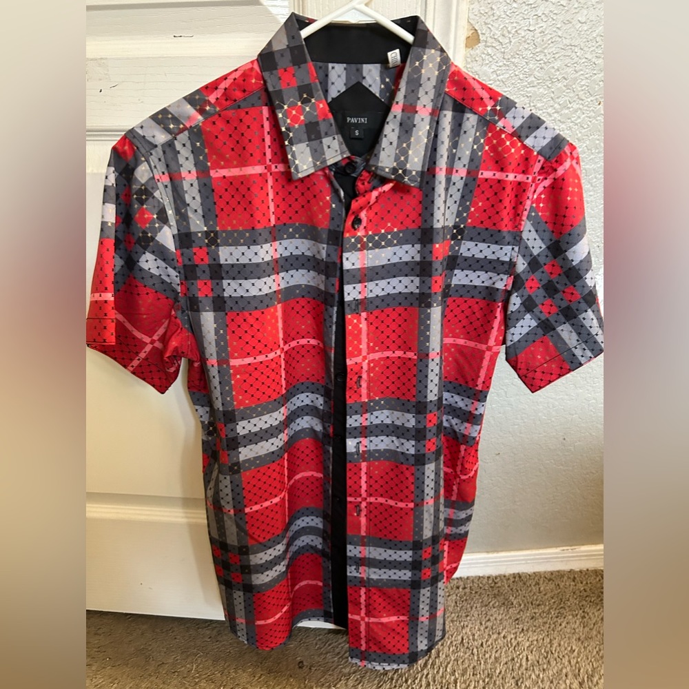 Short sleeve dress shirt